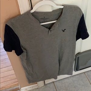 Men’s Gray  American Eagle T-Shirt Size Small